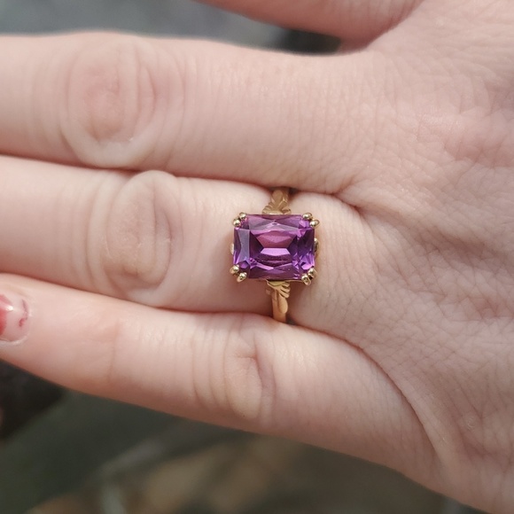 Kay Jewelers Jewelry - Pink/purple 14k ring